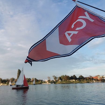 Crew W-NÖ-B: Donnerstagsregatta auf der Alten Donau