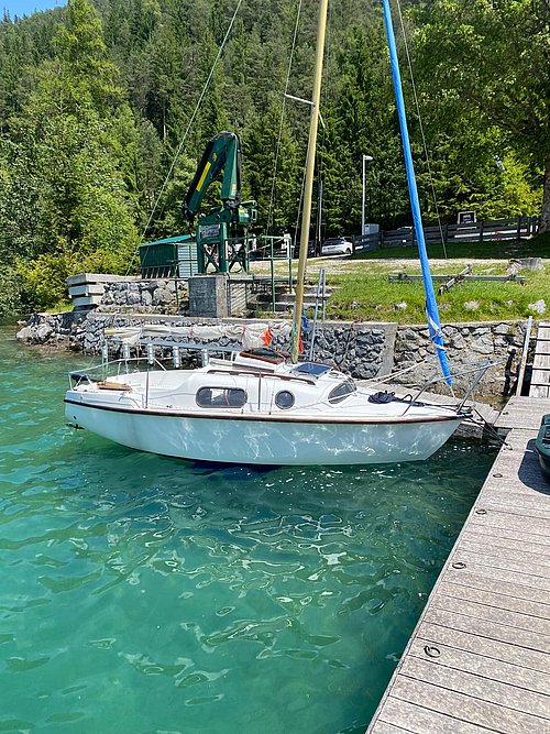 Unsere Leisure 17 KK schwimmt im Achensee.
